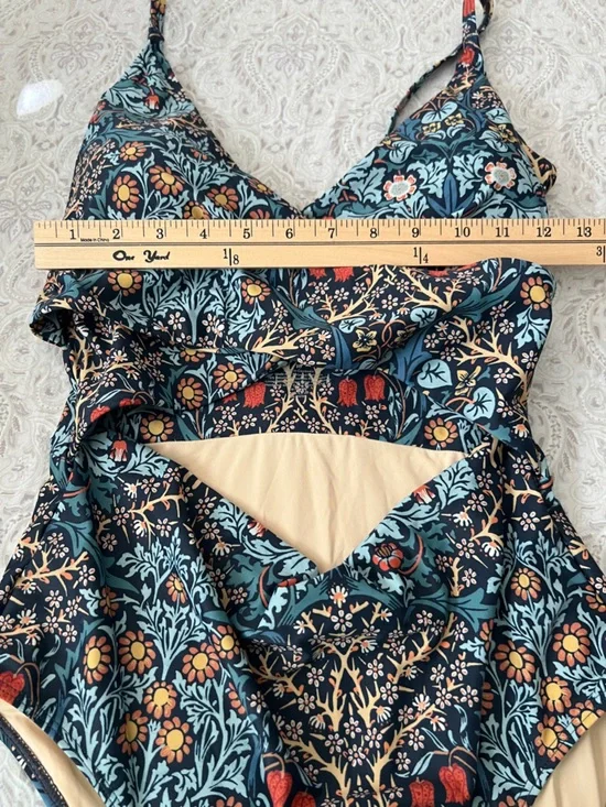 Summersalt Seabreeze One Piece Cutout Swimsuit Size 10 - Picture 9 of 11